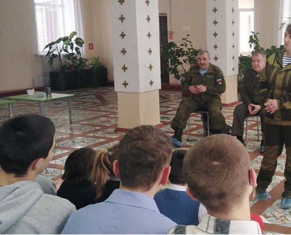 Депутат Тамбовской гордумы от партии "РОДИНА" Елена Кулакова исполнила просьбу ребят из социального приюта