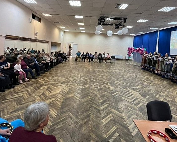 Клуб избирателей Вячеслава Илюхина традиционно проводит мероприятия для лиц старшего поколения