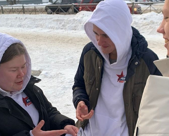 Новгородская "РОДИНА" провела акцию к Всемирному дню борьбы со СПИДом