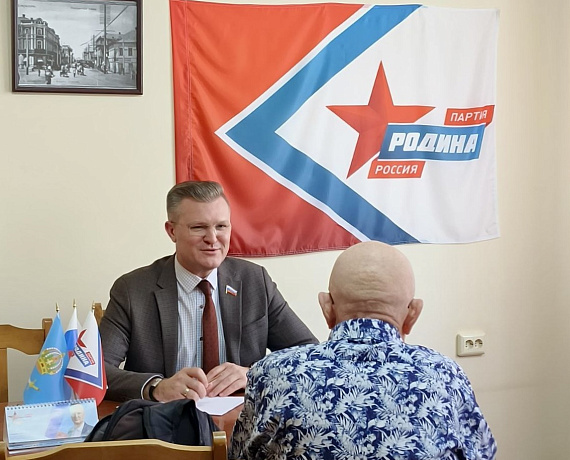 ВЛАДИМИР СУХАРЕВ ПРОВЕЛ ЕЖЕМЕСЯЧНЫЙ ПРИЕМ ГРАЖДАН