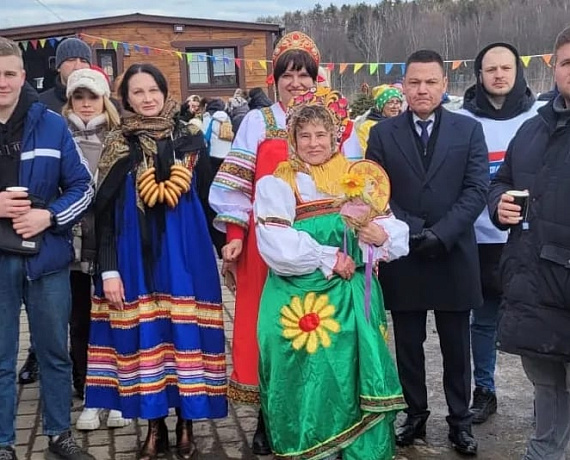 Подмосковная "РОДИНА" провела Масленицу для детей и взрослых