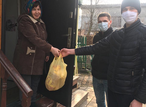 "РОДИНА" провела акцию помощи людям, оказавшимся в сложном положении из-за пандемии коронавируса (13.04.2020)
