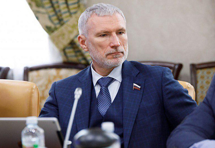 Алексей Журавлев: Давно пора переходить к антидолларовой финансовой политике!
