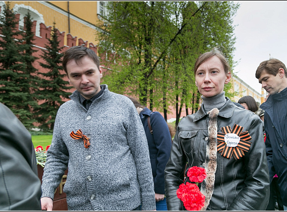 "РОДИНА" в Александровском саду почтила память погибших в Одессе, 5 мая 2014 г. (галерея 1)