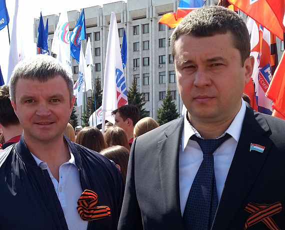 Самарские партийцы возложили цветы к Вечному огню