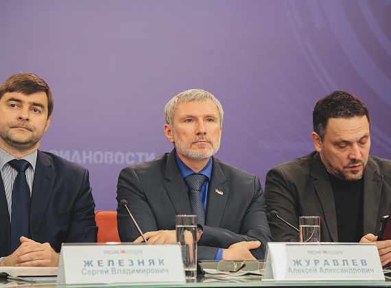 Алексей Журавлёв на пресс-конференции "Военные преступления украинских силовиков: пытки и бесчеловечное обращение с жителями Юго-Востока", 24.11.2014