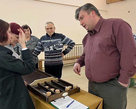 При поддержке кировских родинцев прошел новогодний турнир по настольным играм