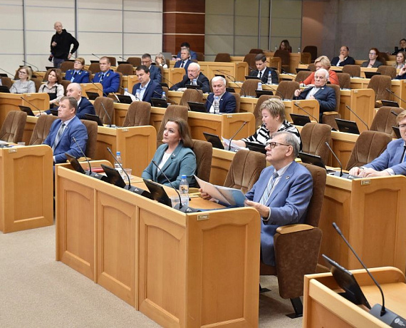 Елена Иванова избрана зампредом Комитета по законодательству и местному самоуправлению Госсовета Республики Коми