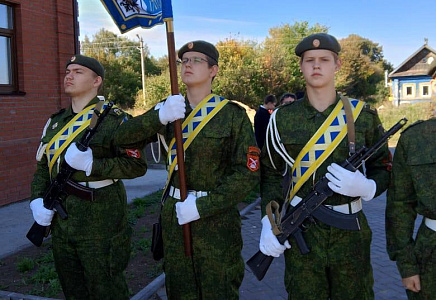 Алексей Журавлев выступил в защиту православной гимназии в Суздале