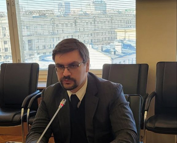 11 марта 2022 г. в Государственной Думе прошло заседание Комиссии по вопросам соблюдения законодательства и парламентскому контролю Комитета Госдумы по вопросам семьи, женщин и детей.