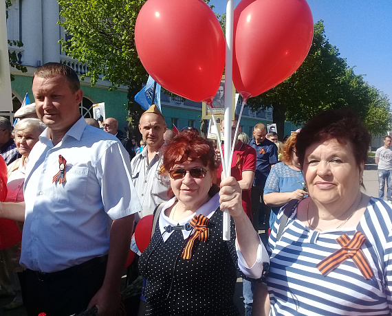 Тульские партийцы приняли участие в шествии "Бесмертного полка"