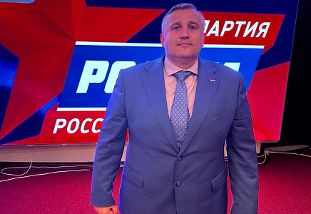 Алексей Рылеев: Зеленский ищет поводы появиться на публике в своей грязной футболке