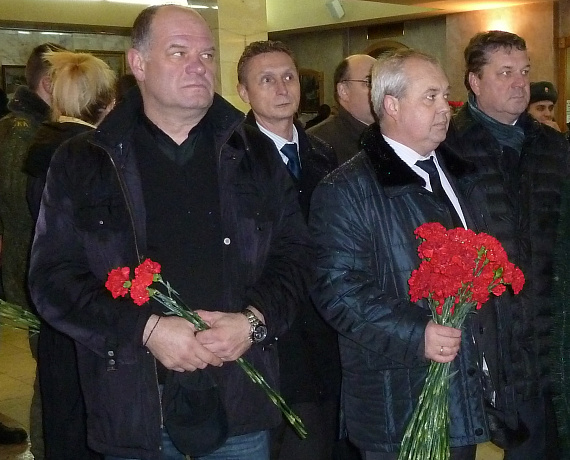 Липецкие соратники проводили в последний путь лётчика-героя Олега Пешкова
