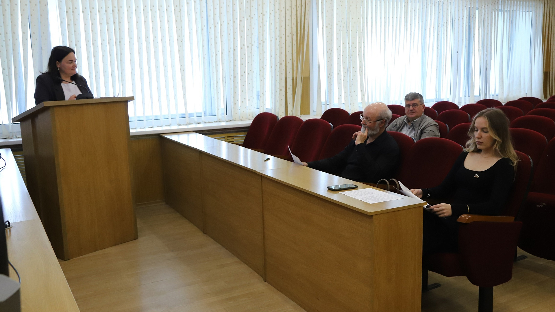 Владимир Тимаков принял участие в заседании постоянной комиссии Тульской городской Думы по жизнеобеспечению города, транспорту и связи