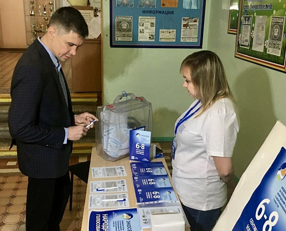 Владимир Сухарев поддержал соратника - кандидата на выборах в Думу Астраханской области