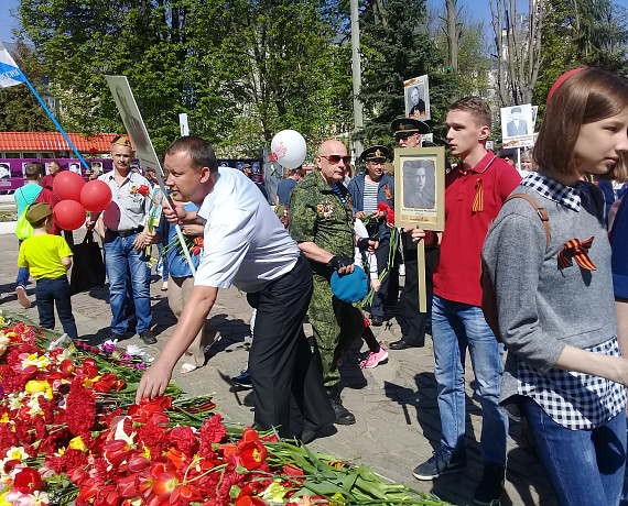 Тульские партийцы приняли участие в шествии "Бесмертного полка"
