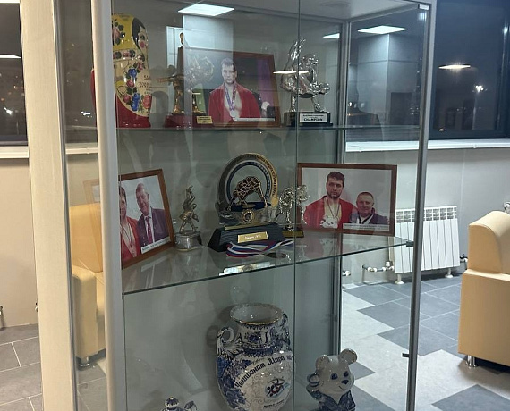 Алексей Журавлев посетил крупнейшее спортивное сооружение Брянской области