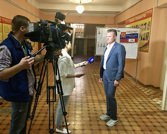 Владимир Сухарев поддержал соратника - кандидата на выборах в Думу Астраханской области