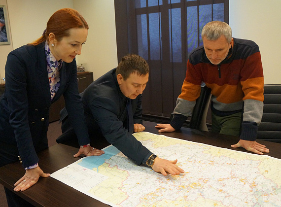 Встреча Алексея Журавлёва с председателем Народного Совета ДНР Андреем Пургиным и депутатом Народного Совета Екатериной Мартьяновой, 30.01.2015