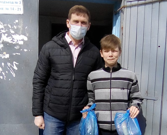 Активисты подмосковной "РОДИНЫ" оказали продовольственную помощь гражданам