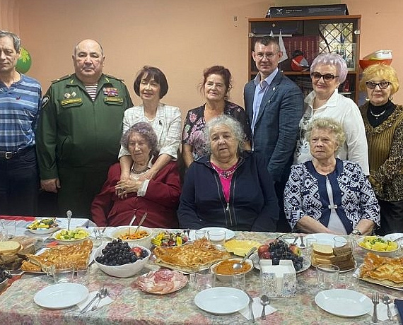 Клуб избирателей Вячеслава чествует ветеранов Новосибирска
