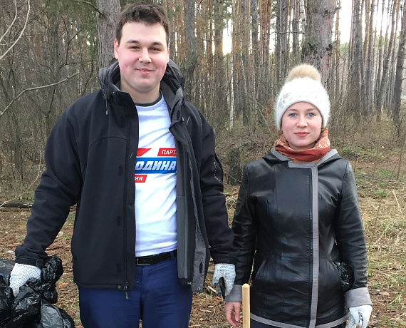 Воронежские соратники партии "РОДИНА" организовали субботник