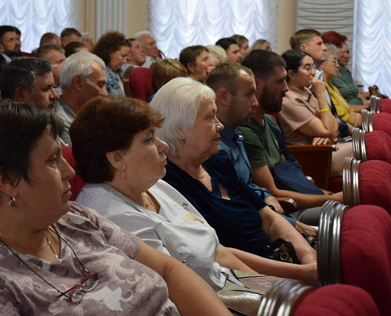 Максим Косенков встретился с лидерами обновленных советов микрорайонов и территорий Тамбова