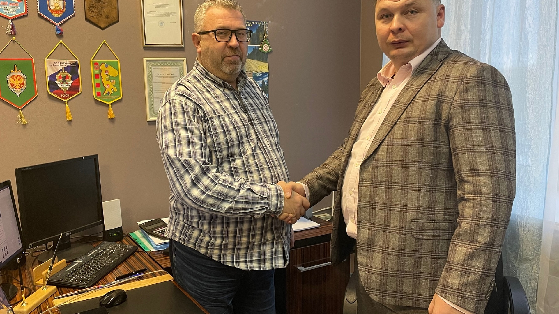 Лидер Кировской "РОДИНЫ" встретился с соратниками из Пскова и Петрозаводска