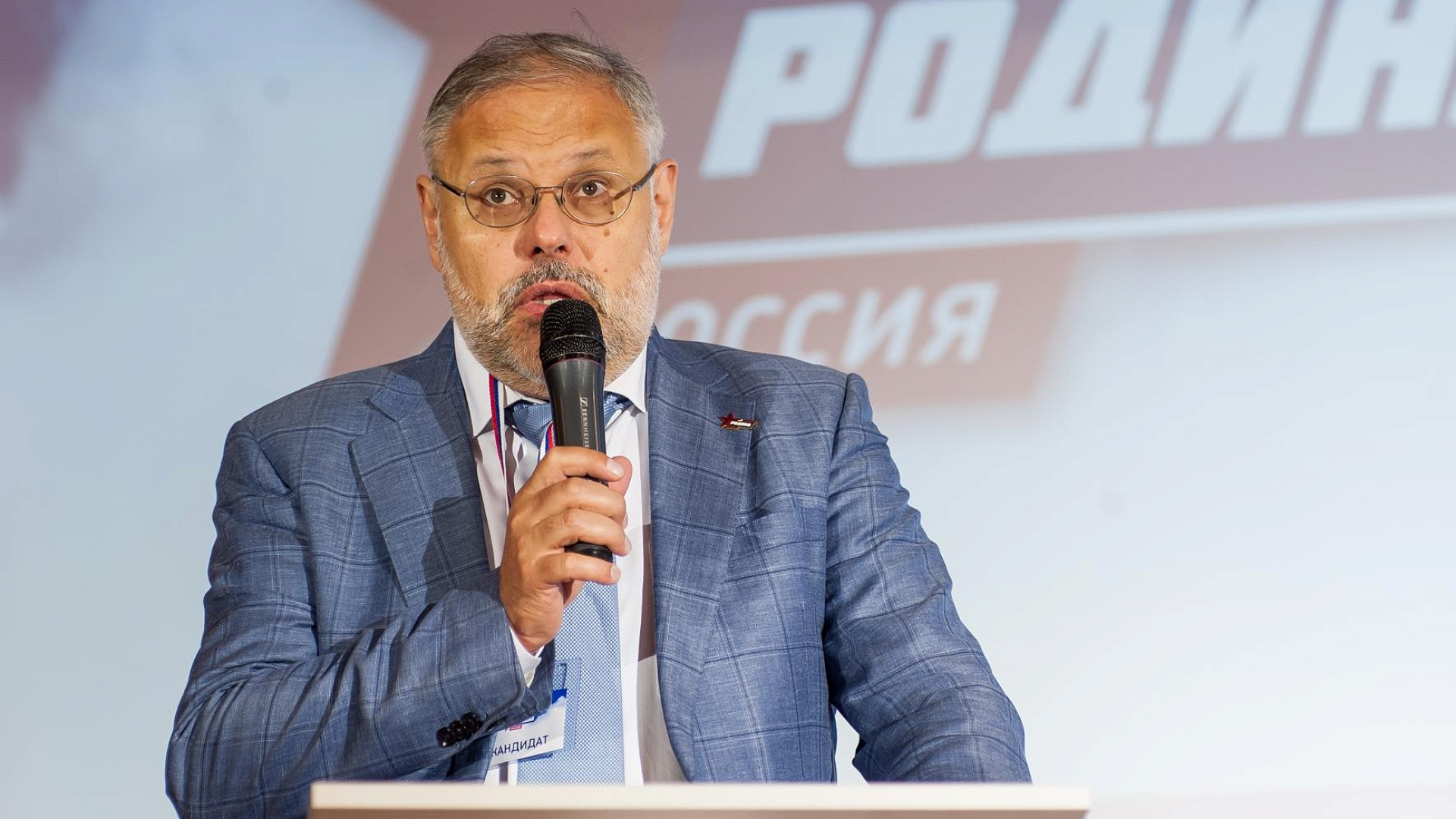 Хазин: Экономика РФ могла бы расти даже в непростых условиях мировой конъюнктуры