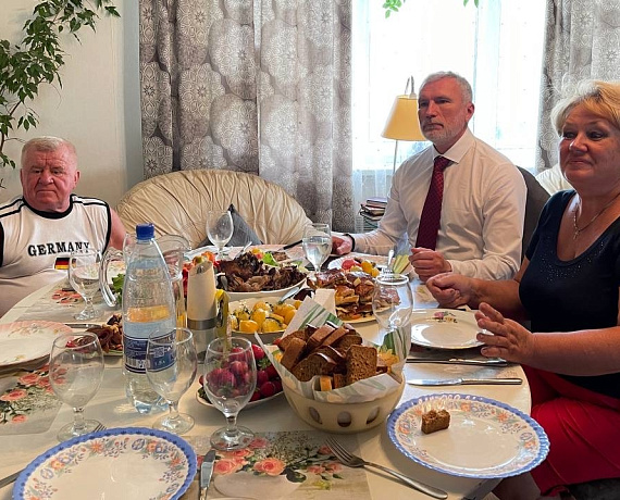 Алексей Журавлев посетил в Самарской области семейную ферму