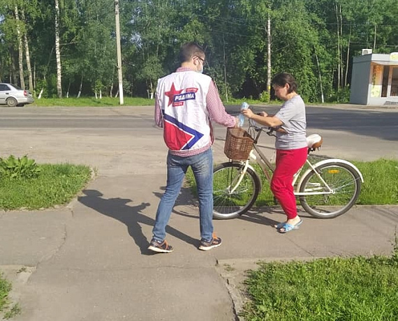 Владимир Лактюшин с соратниками организовали Неделю пикетов Здоровья
