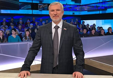 Журавлев: Судам пора прекратить проявлять толерантность к русофобам!