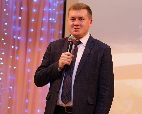 Владимир Михайлов поздравил коллег с Днём муниципального работника