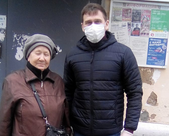 Активисты подмосковной "РОДИНЫ" оказали продовольственную помощь гражданам