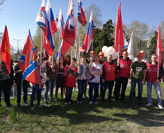 Ульяновские партийцы отметили Первомай