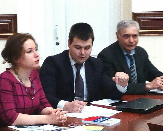 Журавлев уделяет особое внимание повышению правовой культуры молодых избирателей Воронежской области