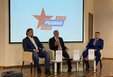 На пресс-конференции во Владивостоке Журавлев рассказал о проблемах регионов