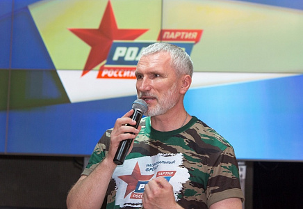 Журавлев: "Военный" сценарий вакцинации нужно объяснять также по-военному четко
