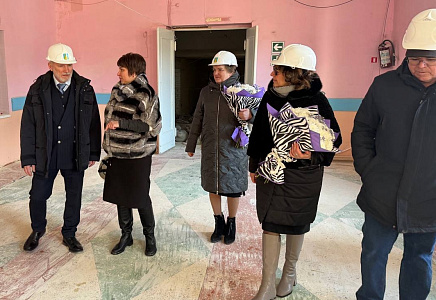 Журавлев в Тамбове посетил школу, где идет капремонт в рамках нацпроекта "Образование"