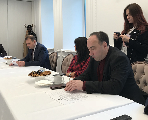 Бирюков и Ахматов провели встречу с политиками Владимирской области
